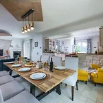 Willa Casa Brazzana *