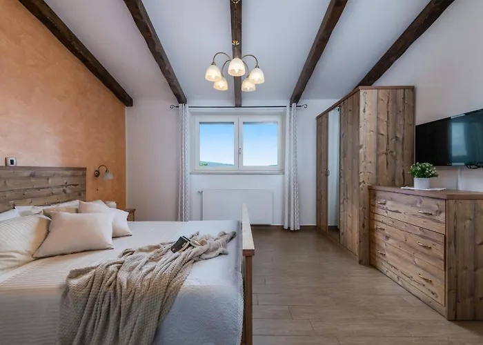 Casa Brazzana Villa *